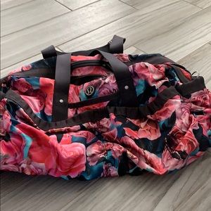 Lululemon gym bag